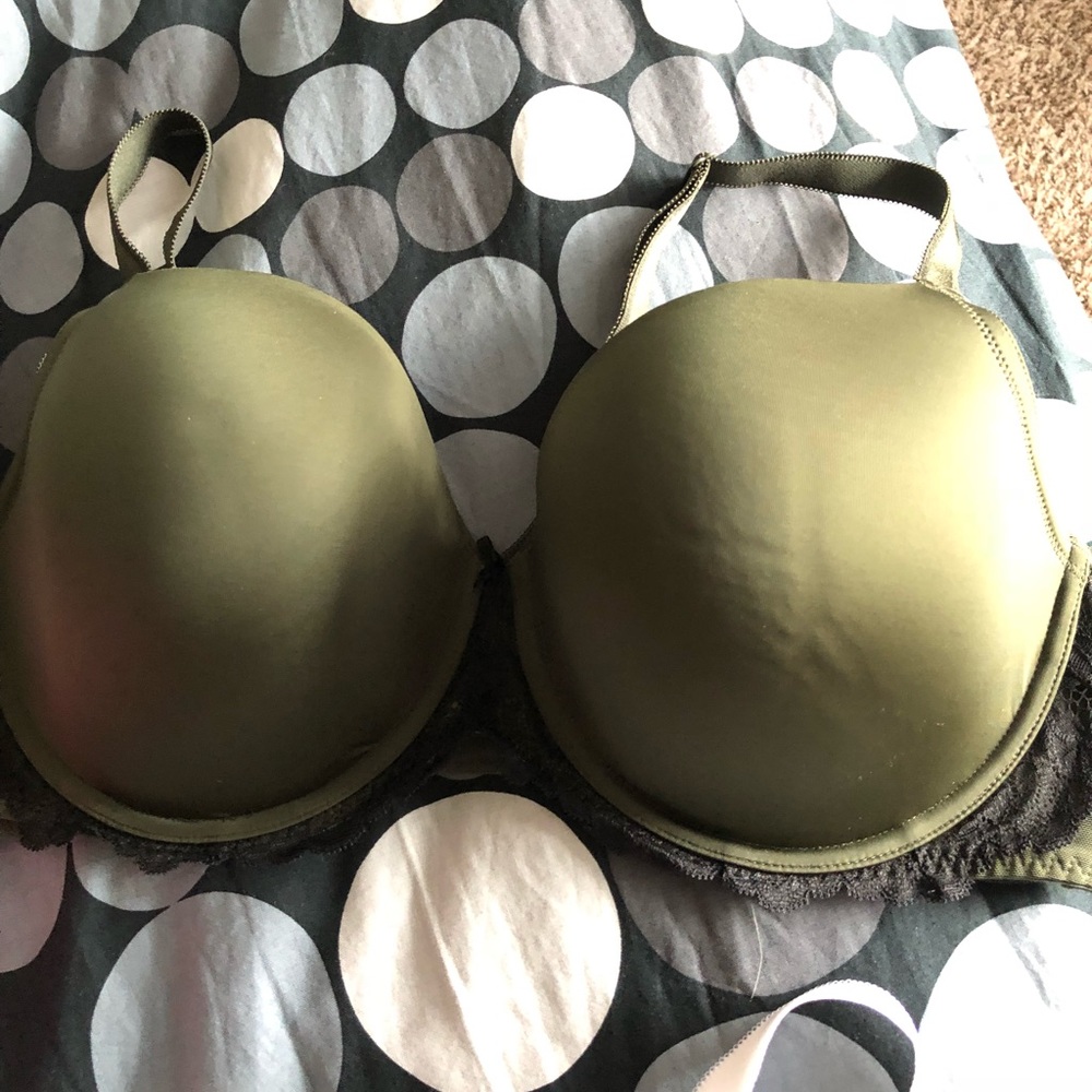 Brand New Torrid Army Green Bra
